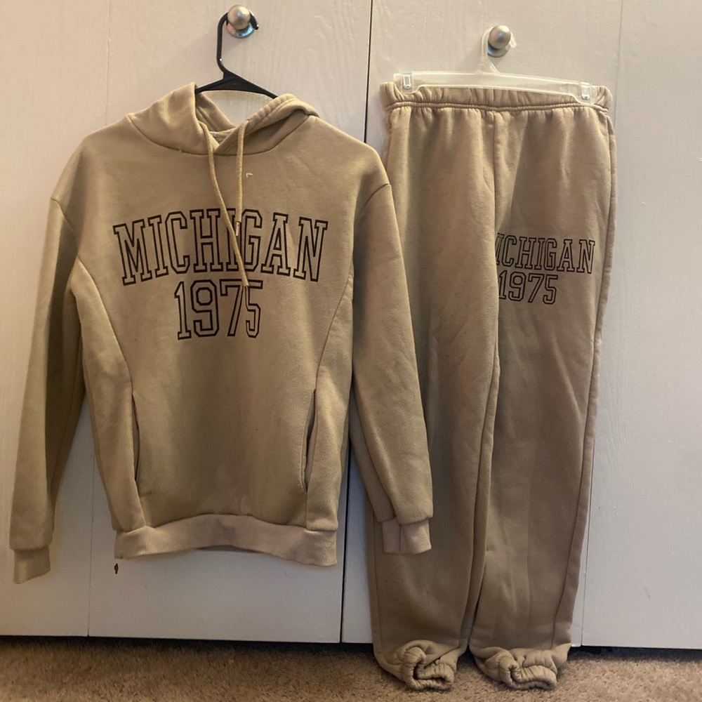 Shein Fleece Sweatsuit Set